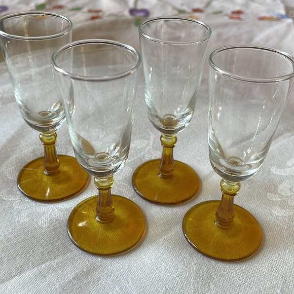 VTG MCM amber & clear glass cordials footed glasses set of 4 - Picture 2 of 8